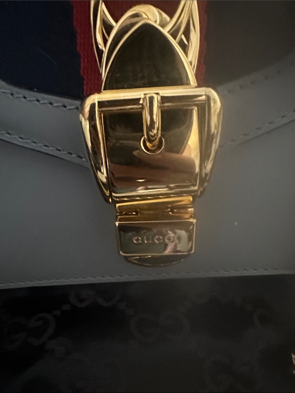 NWOT Gucci Light Gray Marmont Chain Crossbody with Red & Blue Web - Picture 3 of 13